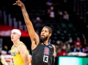 开云体育APP下载-包含圣埃蒂安客场遭遇惨败，排名下滑至倒数第三的词条