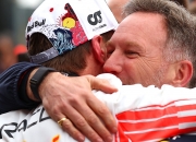 开云体育中国-包含迈凯伦险胜红牛车队，维斯塔潘刷新纪录的词条