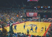 开云体育登录-利拉德关键一击，老鹰终结热火连胜神话