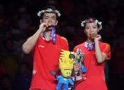 开云下载-关于马来西亚队横扫泰国队，黄鸭组合统治全场的信息