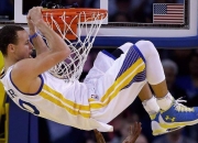 开云体育下载-南美铁壁与非洲烈焰，阿劳霍的领袖之舞与马里的火力交响，如何重塑胜利方程式