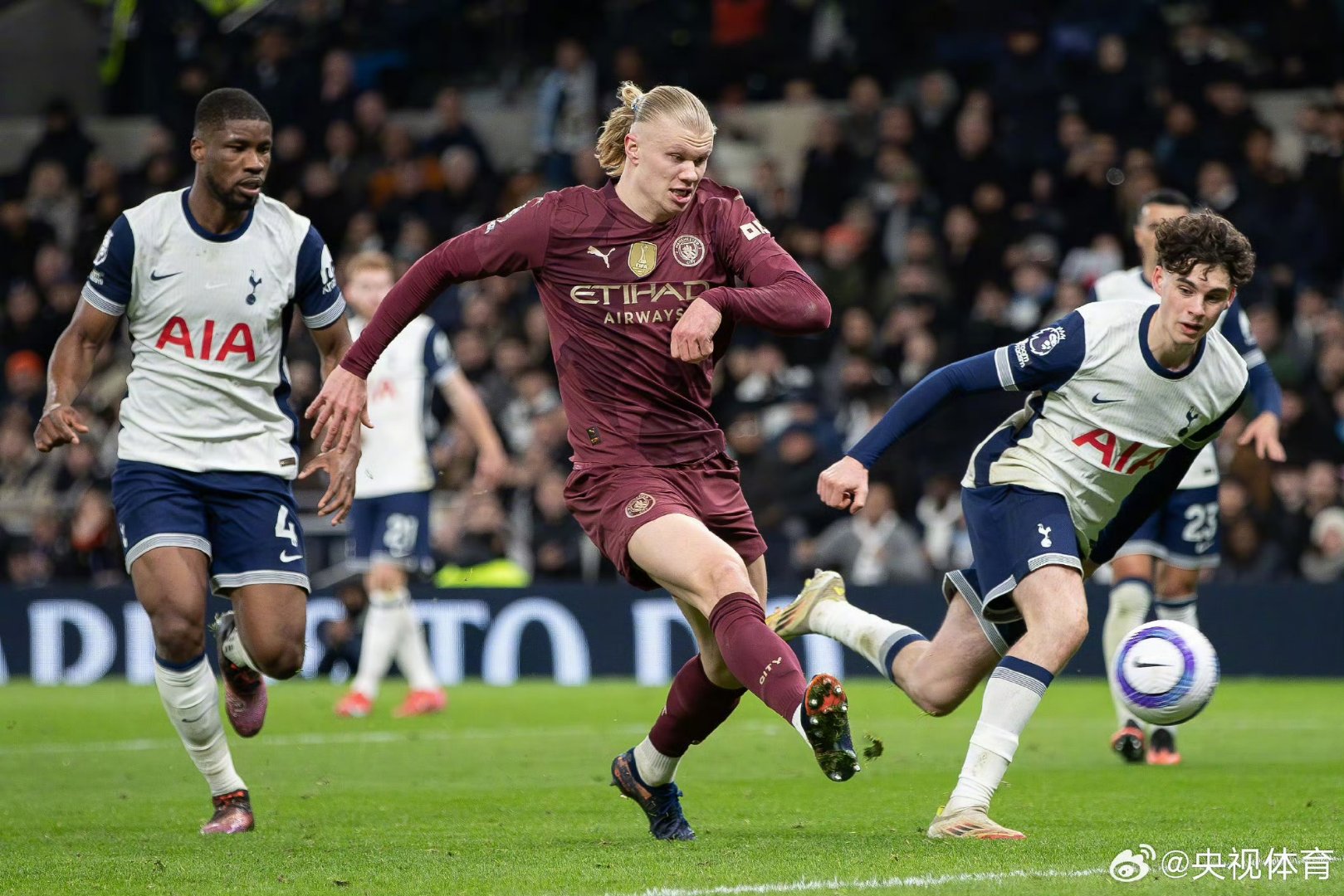 葡萄牙逆转马赛，哈兰德惊艳四座