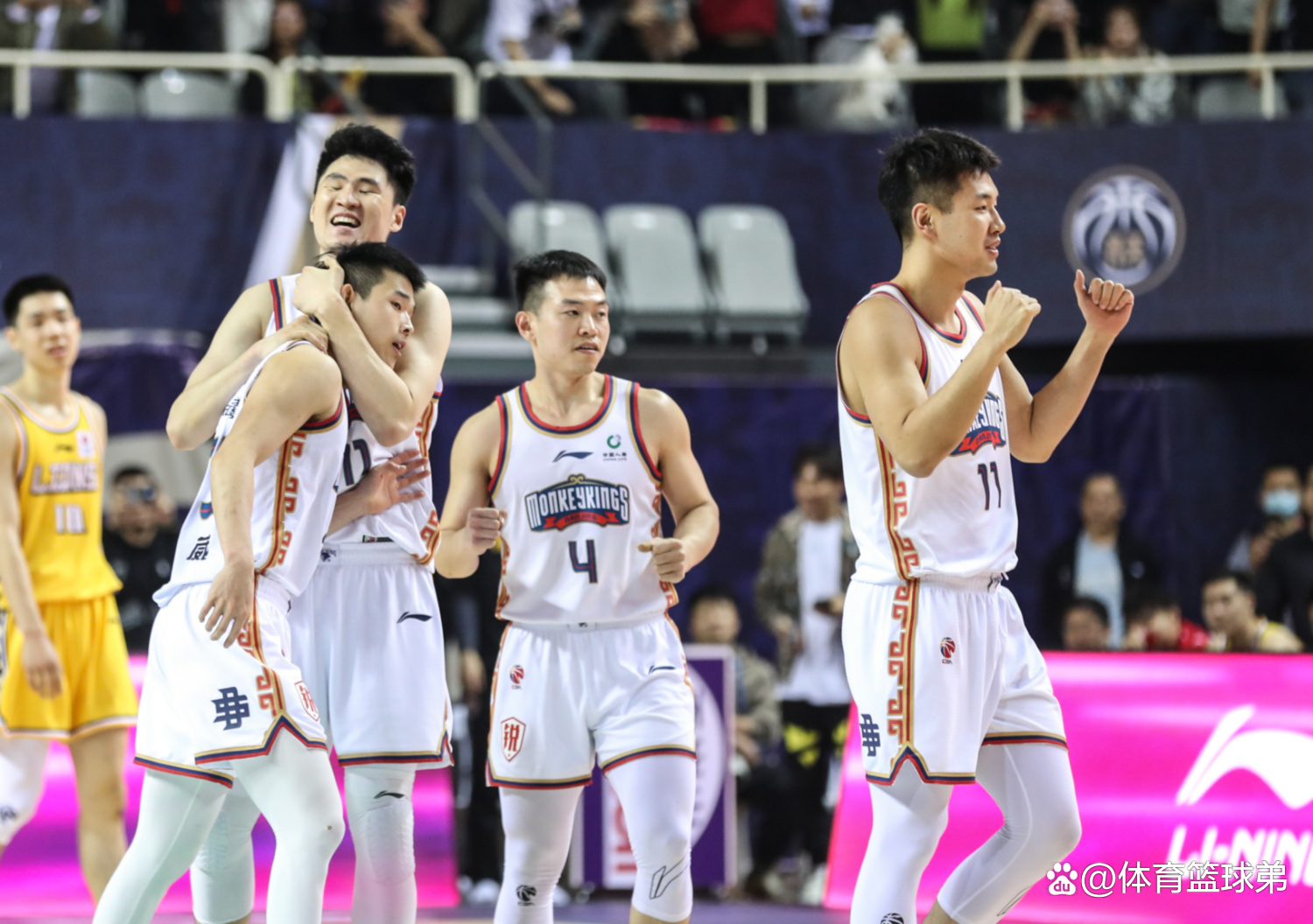 广东队锋芒毕露,豪取连胜势不可挡 广东队锋芒毕露,豪取连胜势不可挡