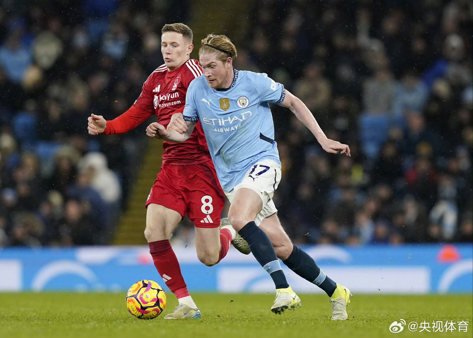 PSG主场大胜曼城,成功晋级欧冠半决 PSG主场大胜曼城,成功晋级欧冠半决