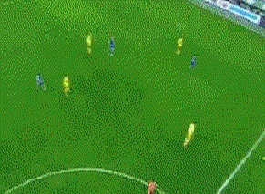 包含球队外线射手连中数记，成为比赛焦点的词条