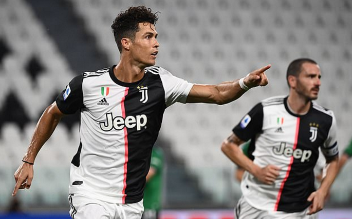 关于罗马大比分胜出，毫无悬念地取胜的信息