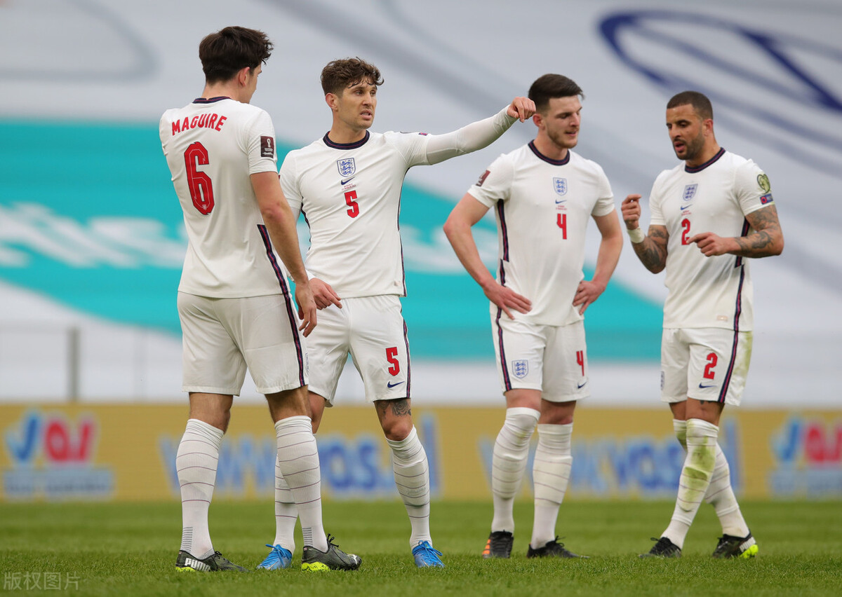 关于罗马大比分胜出，毫无悬念地取胜的信息