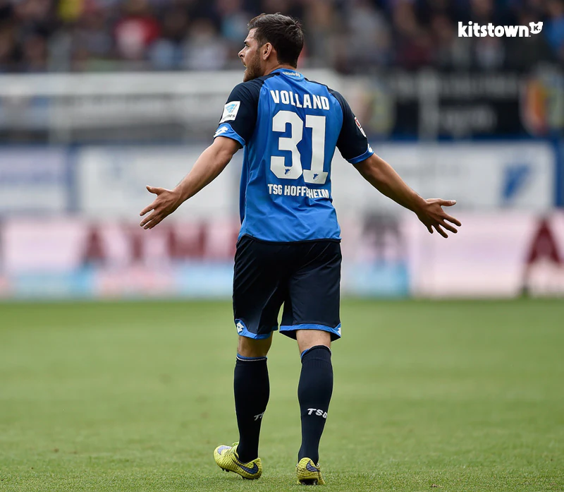 关于霍芬海姆主场战胜劲旅，稳居中游位置的信息