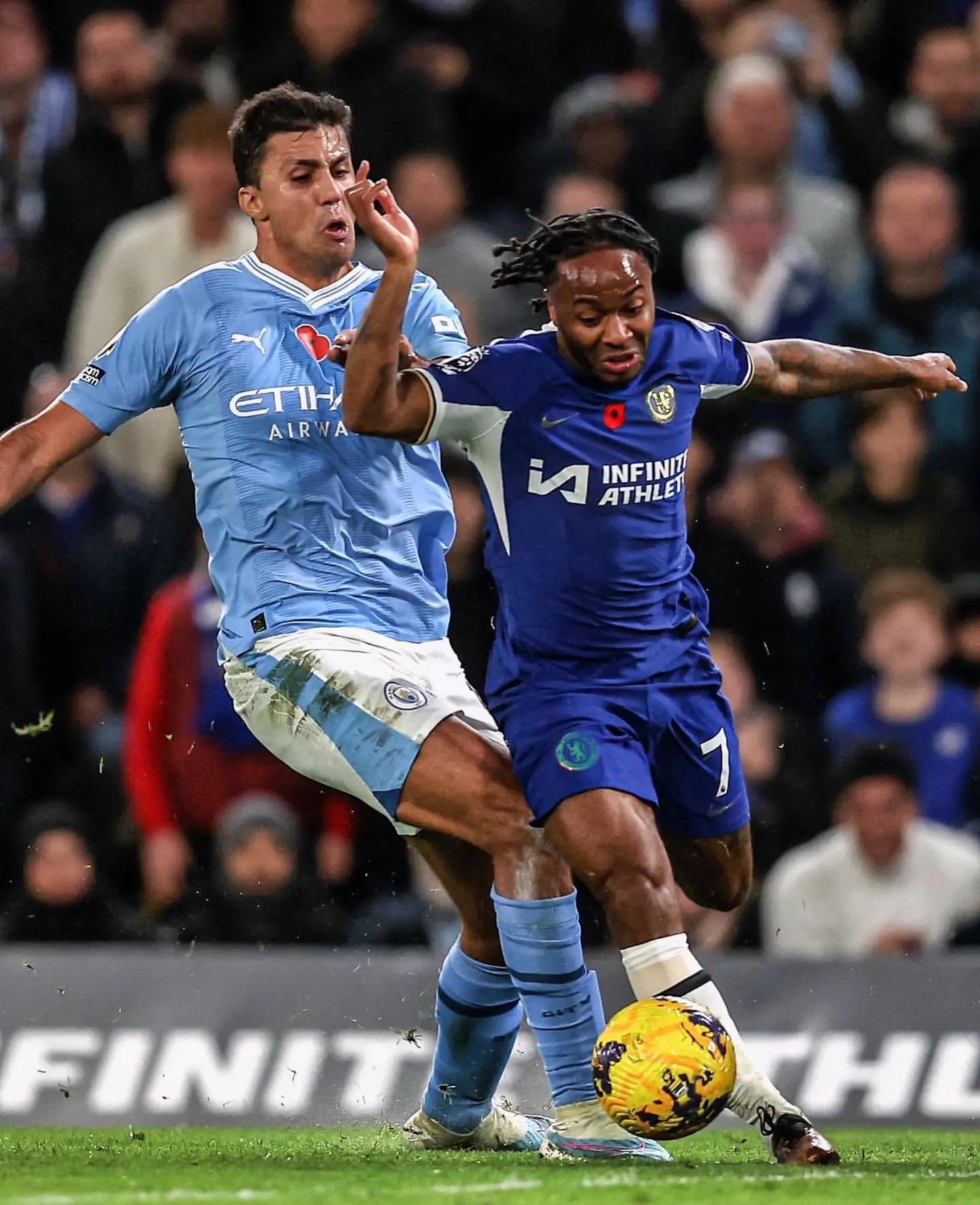 包含曼城不敌莱切斯特城，遭遇联赛连败的词条