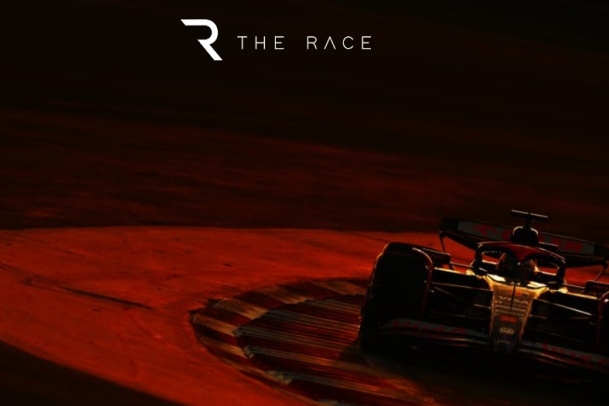 包含索伯车队绝杀哈斯车队，塞恩斯惊艳四座的词条