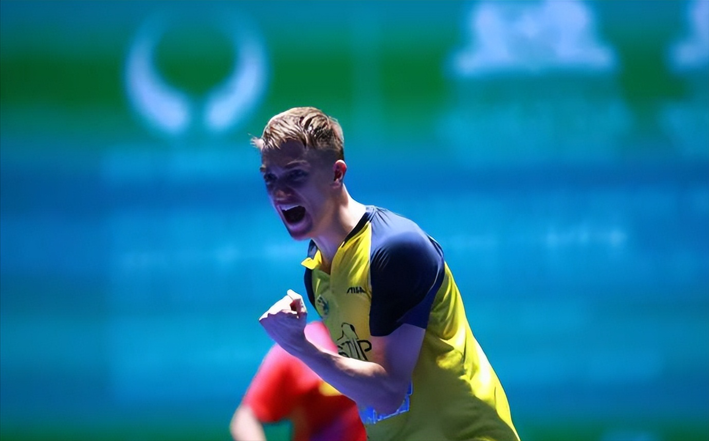 包含英国乒乓球队爆冷德国乒乓球队，王皓完成帽子戏法的词条