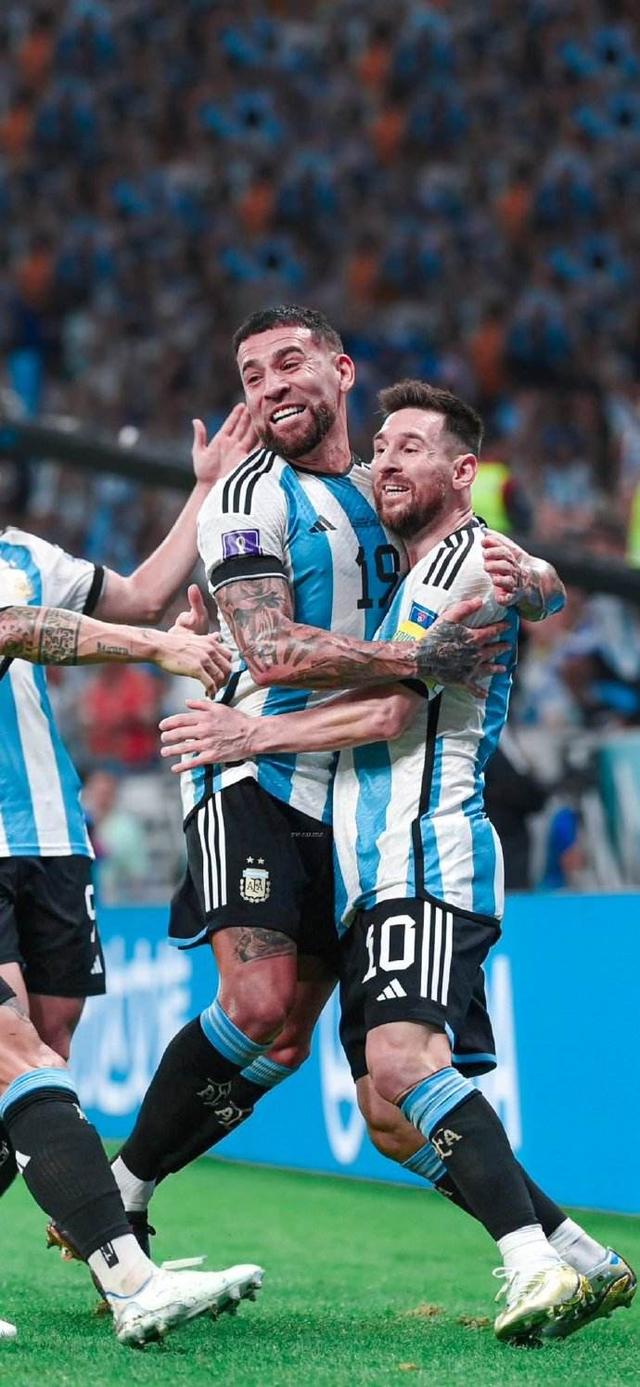 包含韩国羽毛球队翻盘丹麦羽毛球队，马琳制霸全场的词条