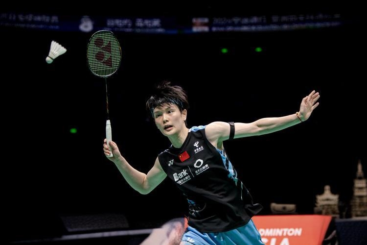 包含丹麦羽毛球队逆转印尼羽毛球队，辛杜绝境逆转的词条