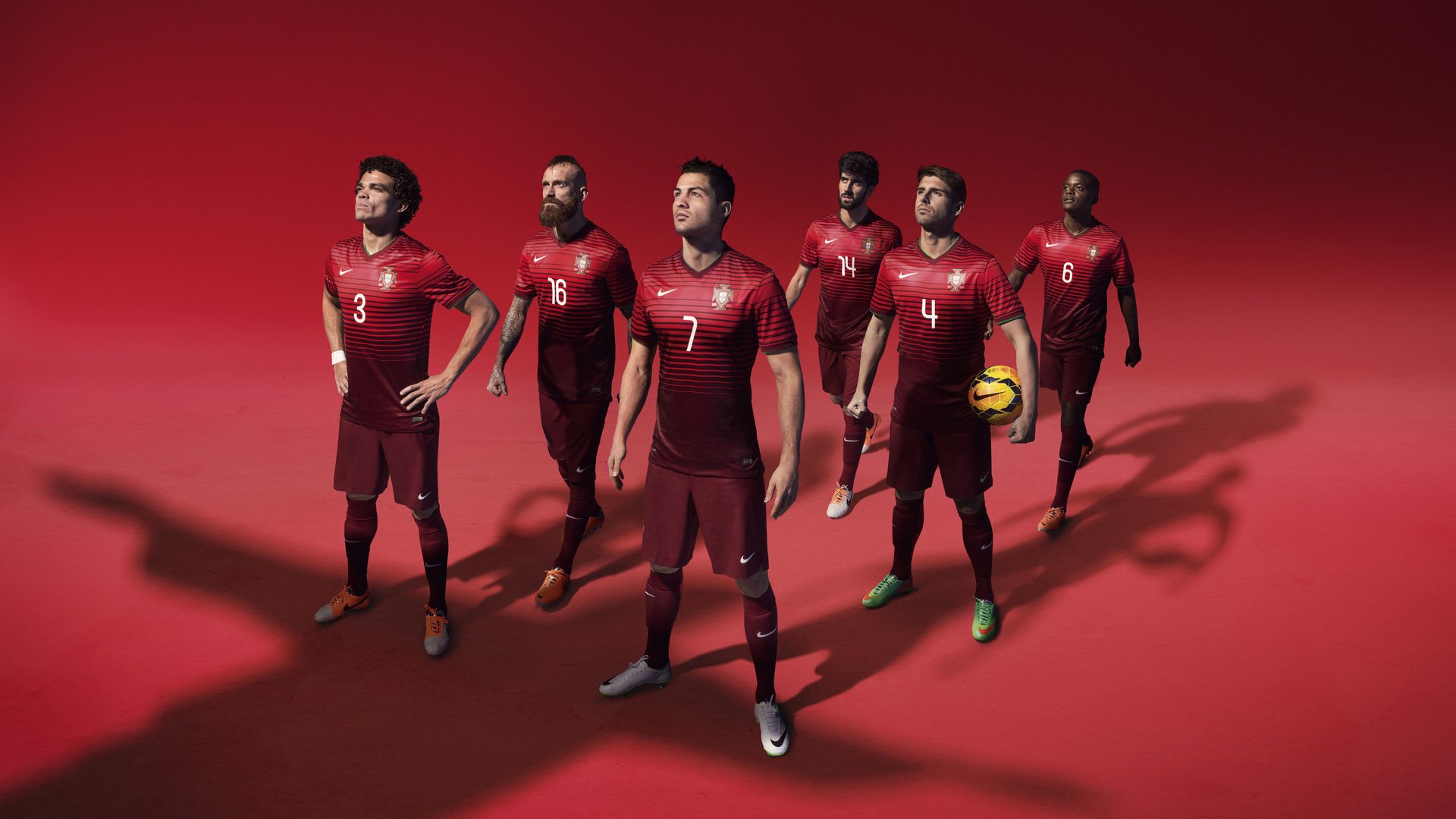 阿尔卡拉斯美网横扫式表现点燃联合杯，扛起西班牙全队冲击巅峰