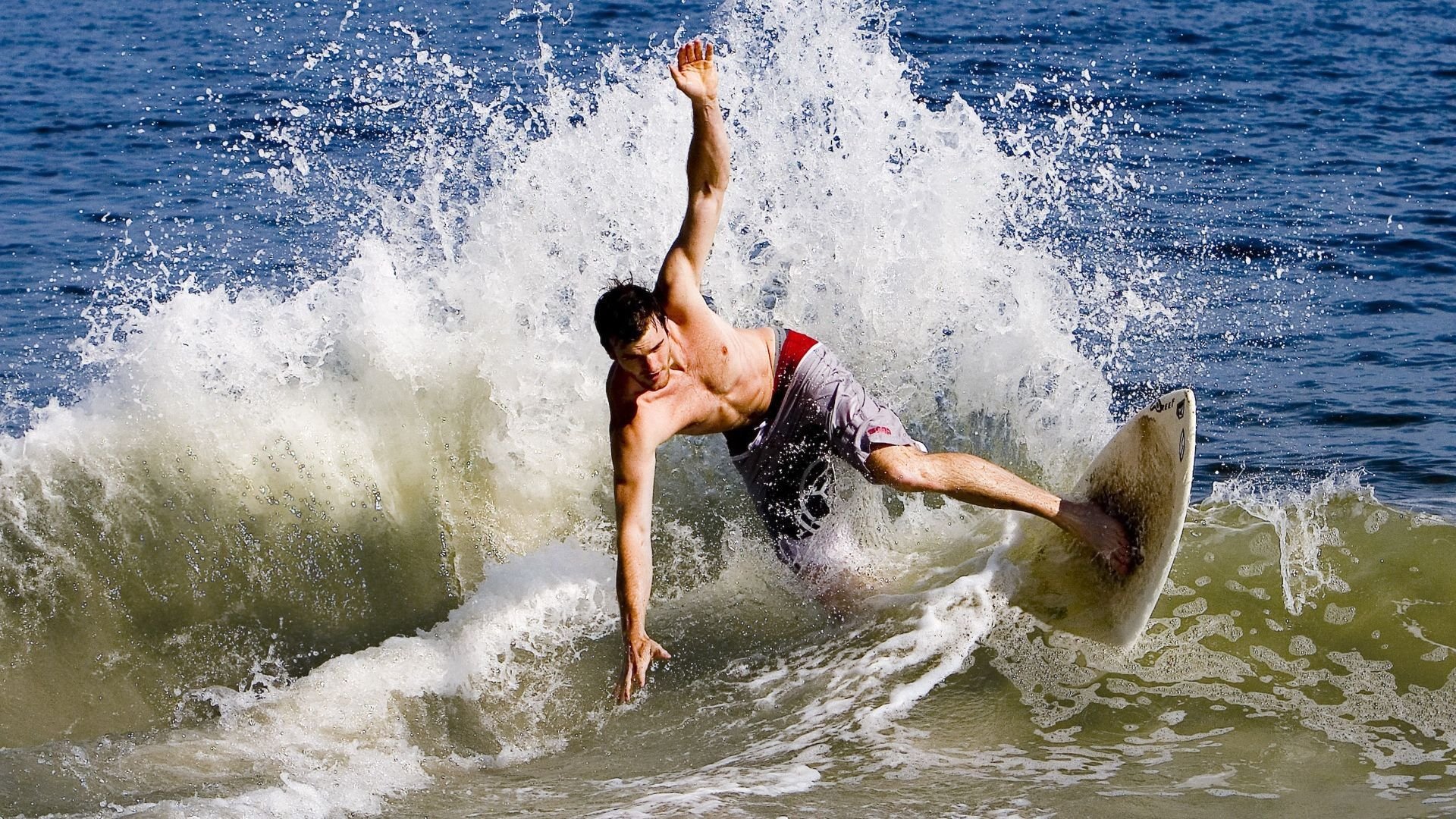 铁骑踏碎凤凰城，西亚卡姆单骑破阵，速胜背后的战术革命