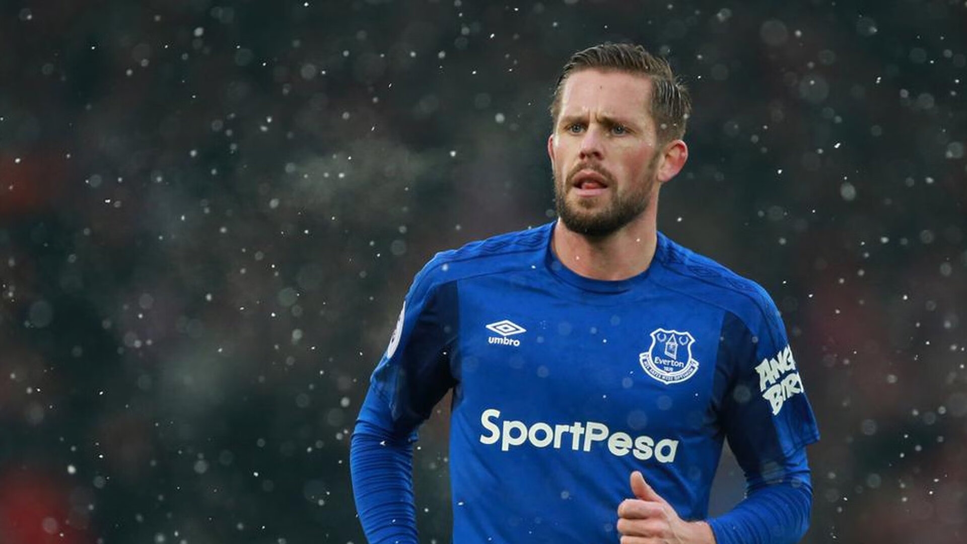 赛道之外，当F1争冠焦点遇上皇家社会的关键突围